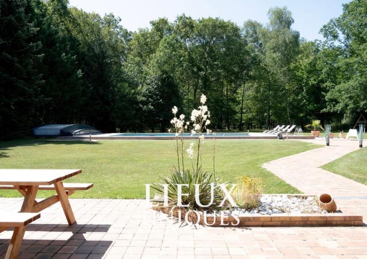 Magnifique Villa Avec Piscine En Sologne Vouzeron Exterior photo